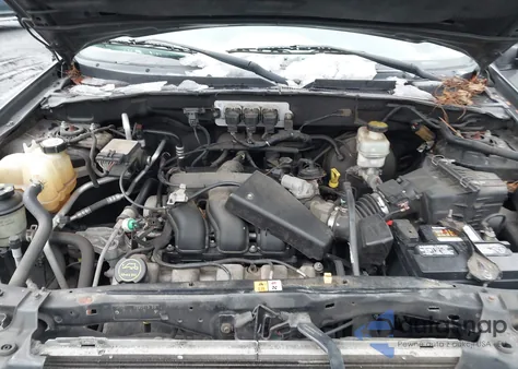 2005 Ford Escape Limited from USA, damaged, VIN 1FMCU94165KB03178